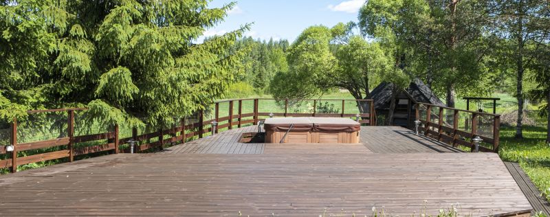 Secluded Deck Area